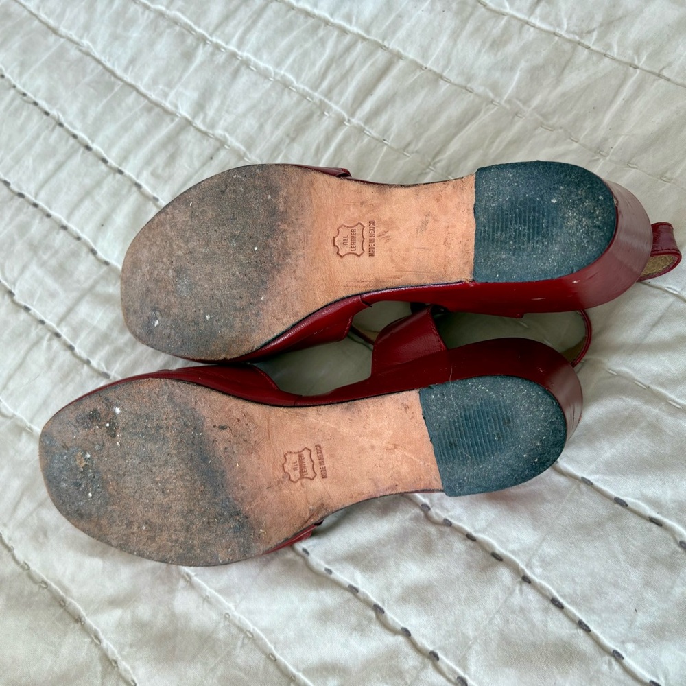 Red Leather REMIX 40s inspired sandals. 39 - Picture 7 of 7